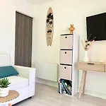 Surfing T2 Acces Prive, Parking, Wifi Dune