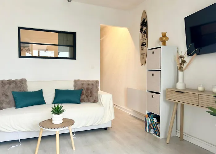 Surfing T2 Acces Prive, Parking, Wifi Dune Apartman *